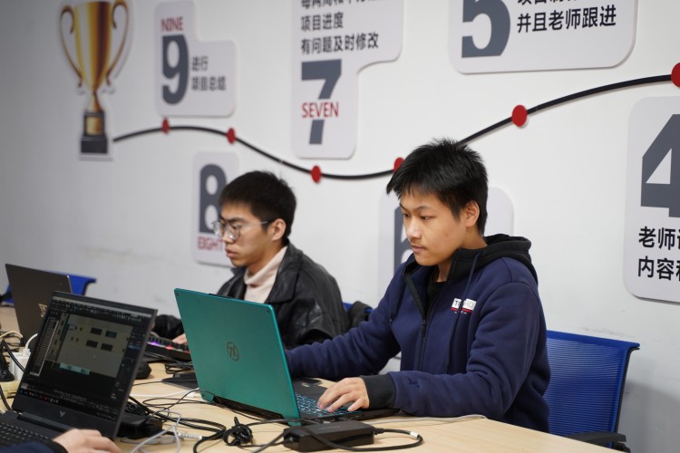優秀學子|重返母校,再拾夢想