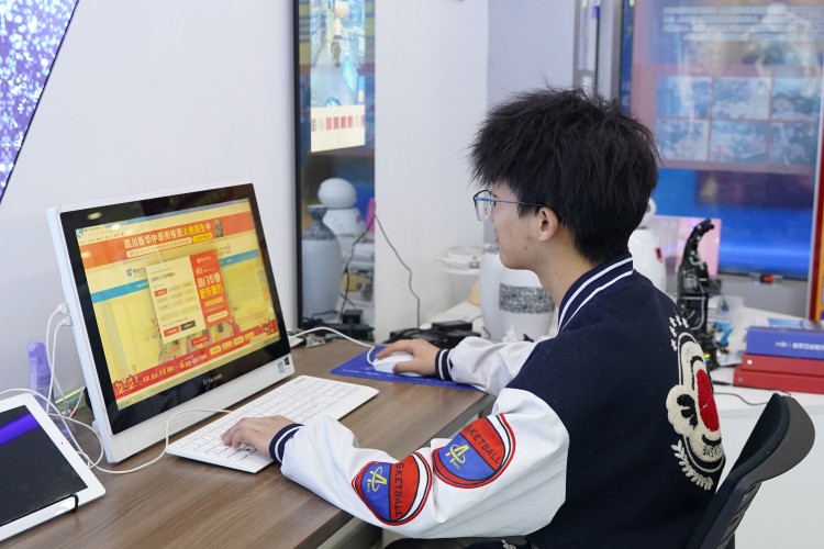 優秀學子|全新起點，再度逐夢